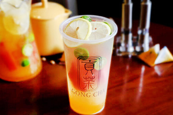 七果喜茶加盟是真的吗?新手适合开哪种门店类型?